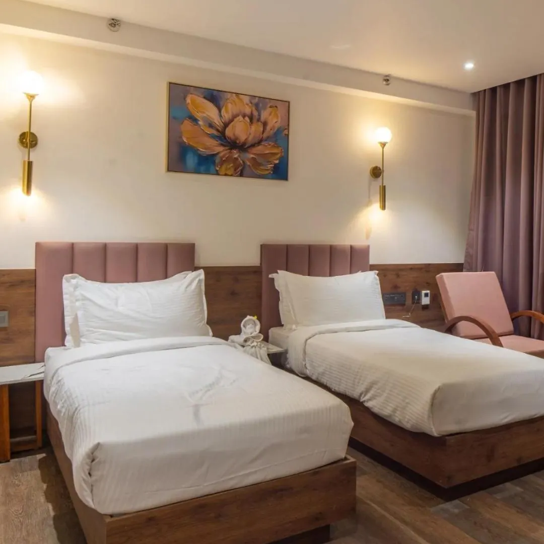 Senora Suites Kannur Hotell